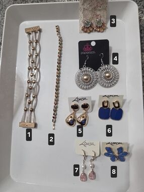 @hebertdwh Bundle Lot Set 6 Earrings/ 2 Bracelets